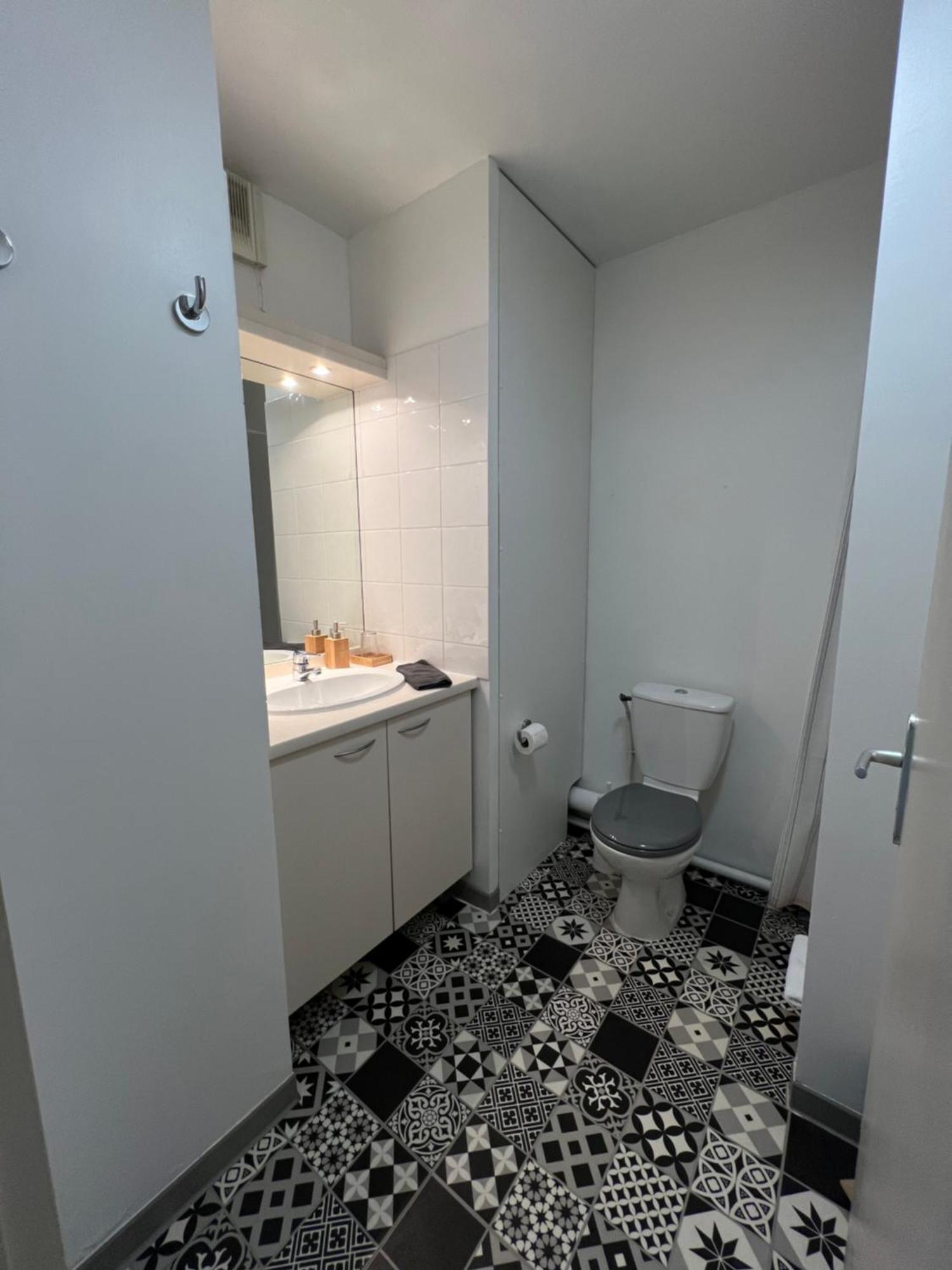 Appart'Hotel - Gare Tgv - Courtine - Confluence - 218 Avignon Extérieur photo